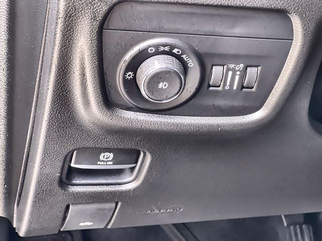 Thumbnail: 2021 Jeep Grand Cherokee L - 29