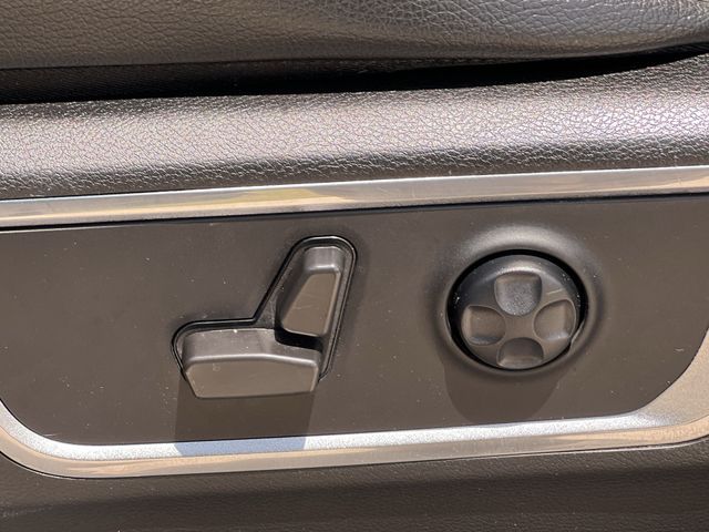 Thumbnail: 2021 RAM 1500 - 31
