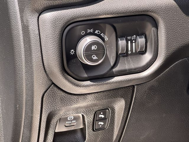 Thumbnail: 2021 RAM 1500 - 29
