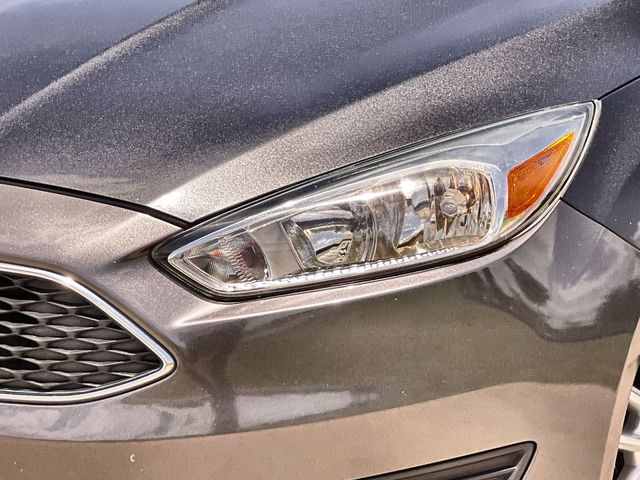 Thumbnail: 2017 Ford Focus - 24