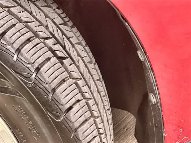 Thumbnail: 2013 Ford C-Max - 23