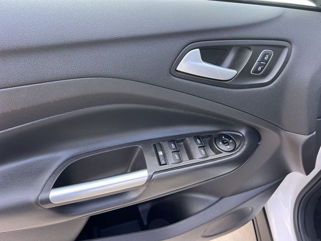 Thumbnail: 2018 Ford Escape - 29