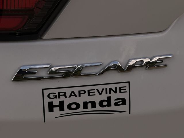Thumbnail: 2018 Ford Escape - 7