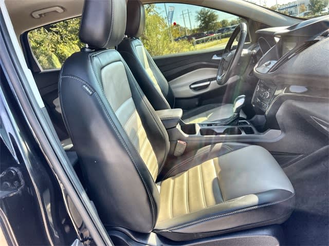 Thumbnail: 2019 Ford Escape - 20