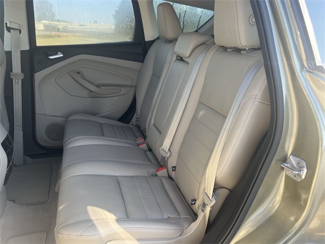 Thumbnail: 2014 Ford Escape - 21