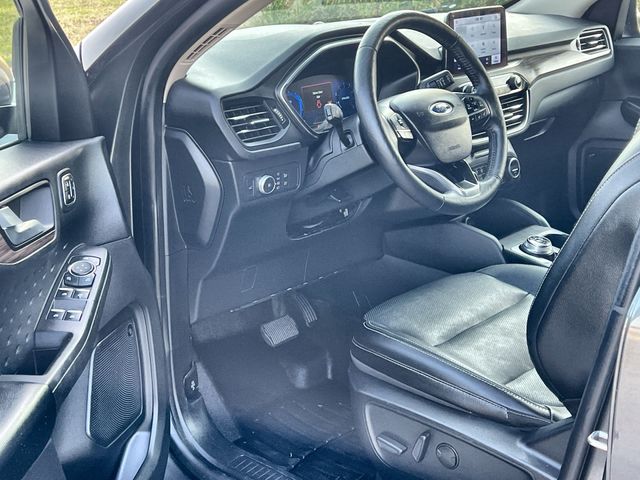 Thumbnail: 2020 Ford Escape - 11