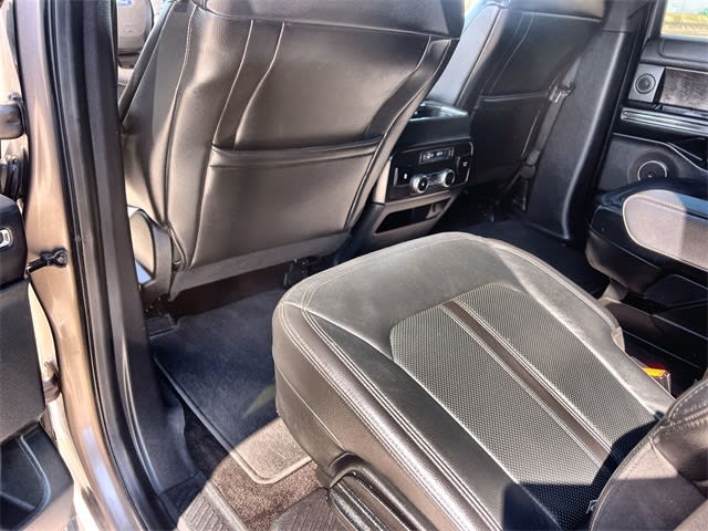 Thumbnail: 2018 Ford Expedition - 32