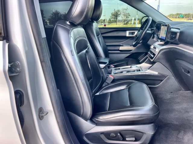 Thumbnail: 2022 Ford Explorer - 12