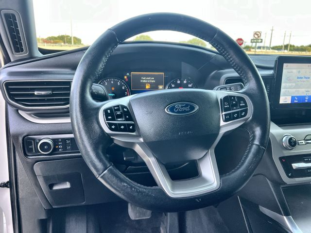 Thumbnail: 2022 Ford Explorer - 14