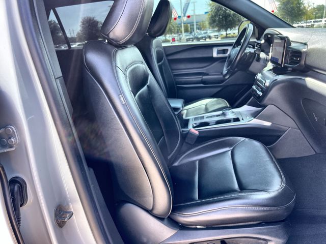 Thumbnail: 2020 Ford Explorer - 12