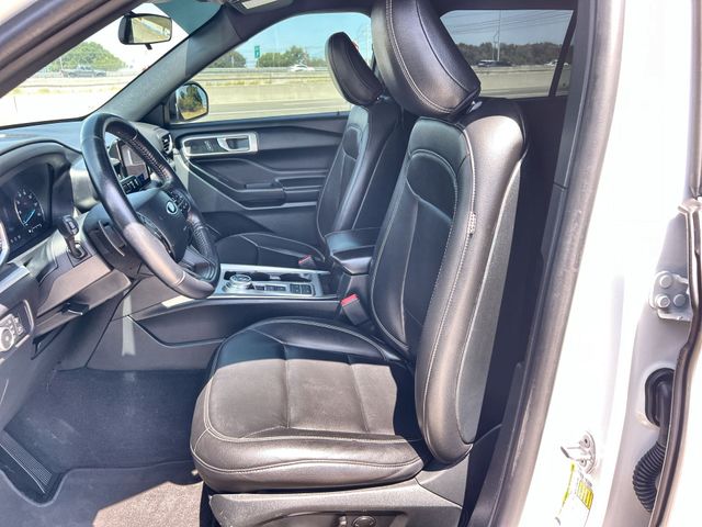 Thumbnail: 2020 Ford Explorer - 11
