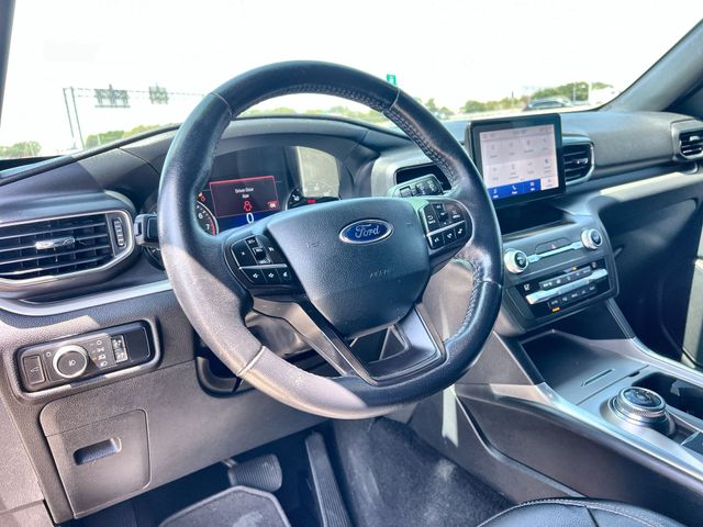 Thumbnail: 2020 Ford Explorer - 10