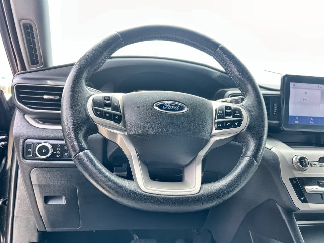 Thumbnail: 2021 Ford Explorer - 9