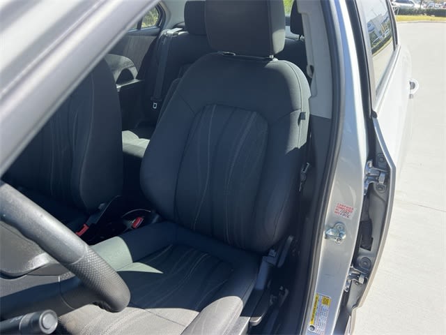 Thumbnail: 2016 Chevrolet Sonic - 12