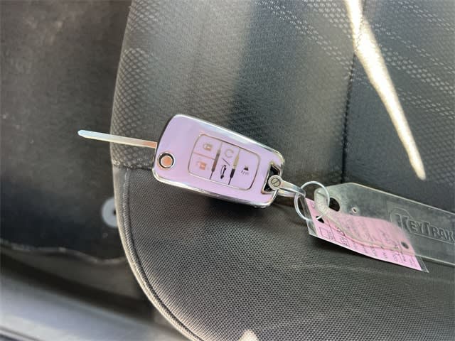 Thumbnail: 2016 Chevrolet Sonic - 16