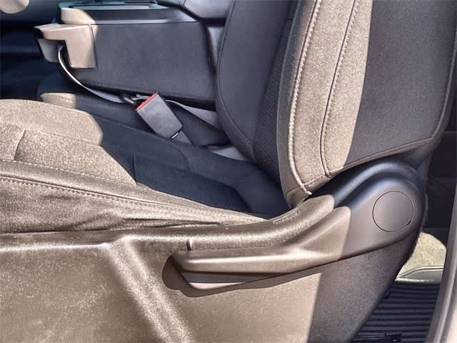 Thumbnail: 2021 Chevrolet Silverado 2500 - 30