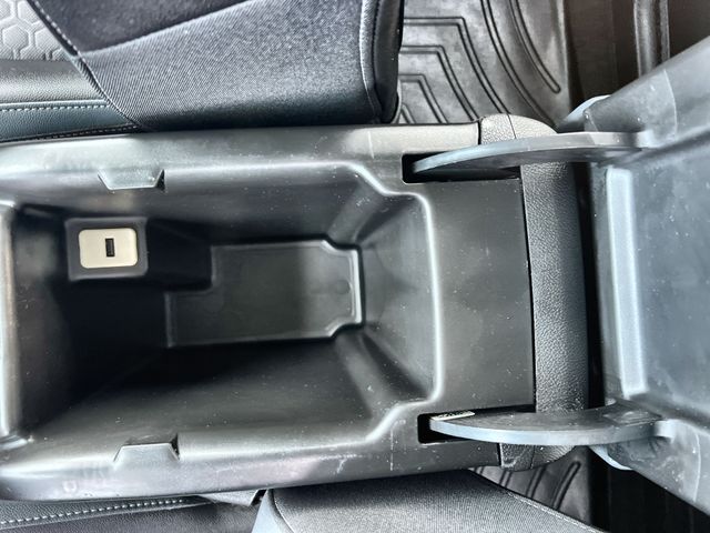 Thumbnail: 2018 Chevrolet Colorado - 27