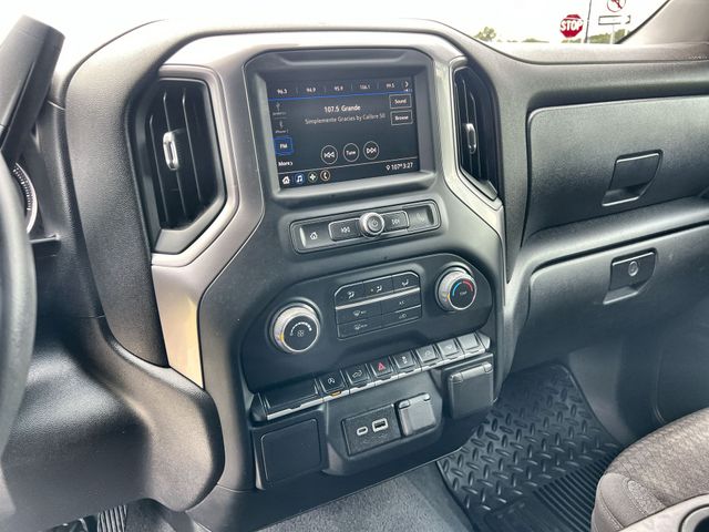 Thumbnail: 2022 Chevrolet Silverado 1500 - 14