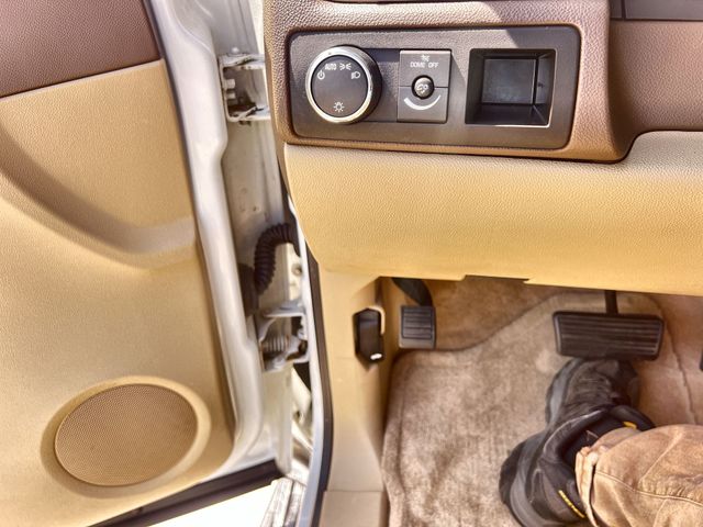 Thumbnail: 2008 GMC Yukon - 26