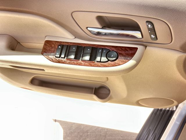 Thumbnail: 2008 GMC Yukon - 27
