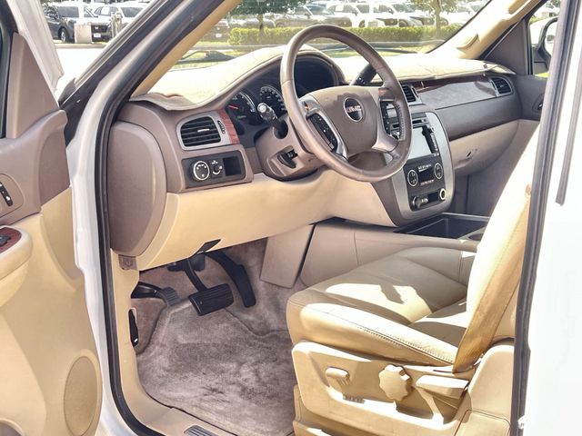 Thumbnail: 2008 GMC Yukon - 10