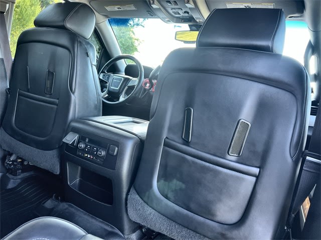 Thumbnail: 2015 GMC Yukon XL - 20