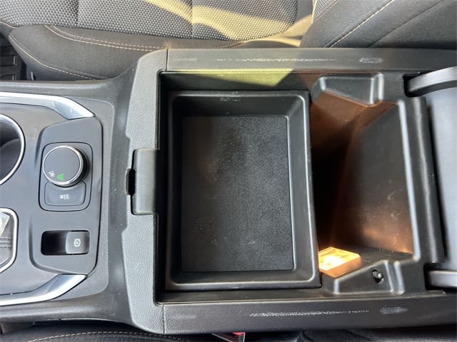 Thumbnail: 2019 Chevrolet Traverse - 27