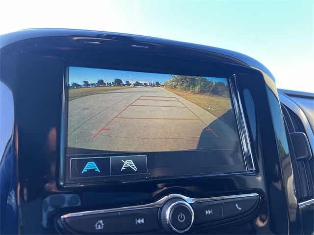 Thumbnail: 2019 Chevrolet Traverse - 26