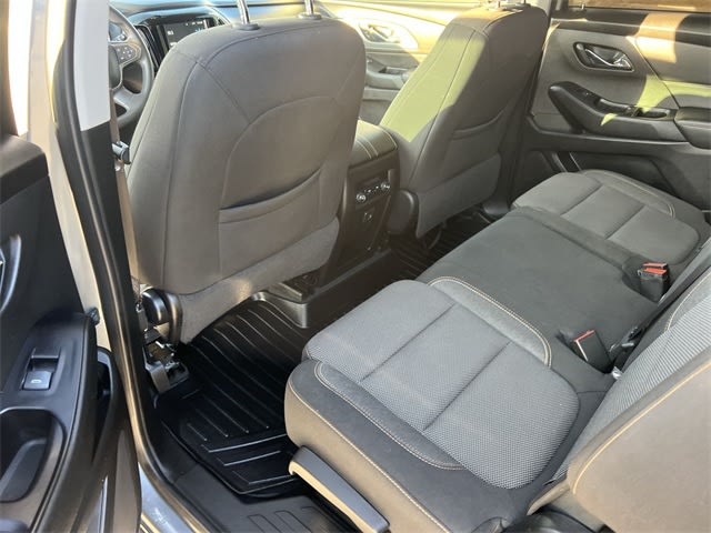 Thumbnail: 2019 Chevrolet Traverse - 32