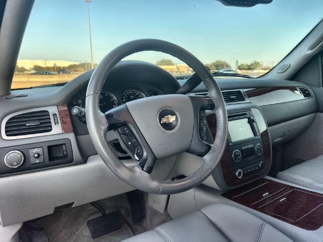 Thumbnail: 2008 Chevrolet Tahoe - 2