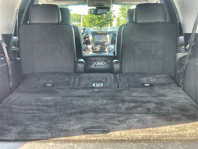 Thumbnail: 2017 Chevrolet Suburban - 21
