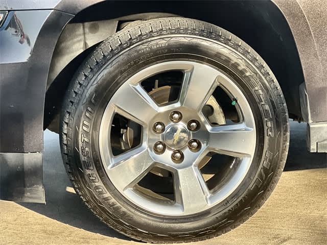 Thumbnail: 2017 Chevrolet Suburban - 7