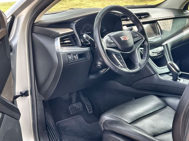Thumbnail: 2018 Cadillac XT5 - 11