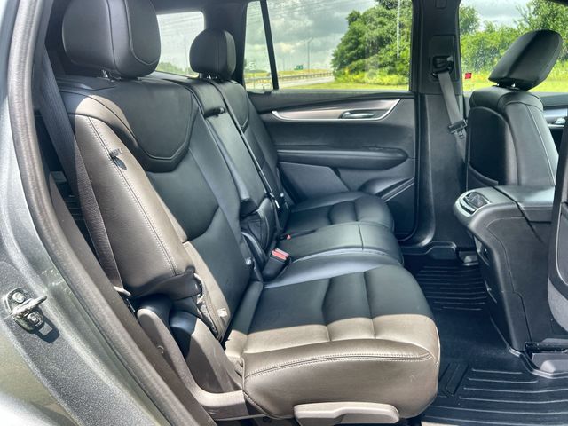 Thumbnail: 2023 Cadillac XT6 - 13