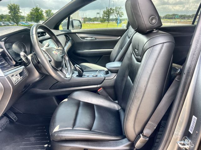 Thumbnail: 2023 Cadillac XT6 - 12