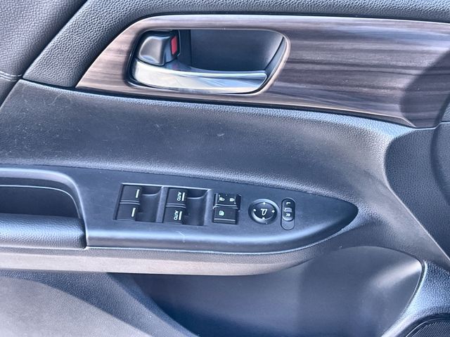 Thumbnail: 2016 Honda Accord - 28