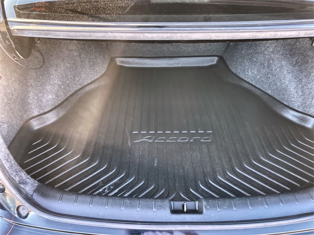 Thumbnail: 2015 Honda Accord - 17