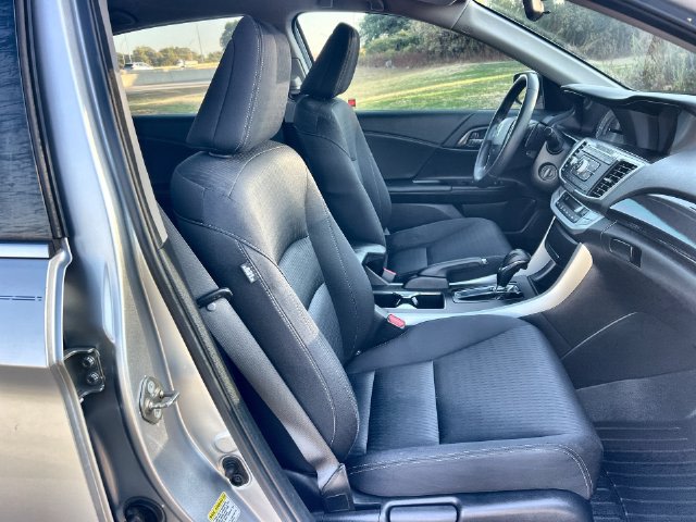 Thumbnail: 2015 Honda Accord - 12