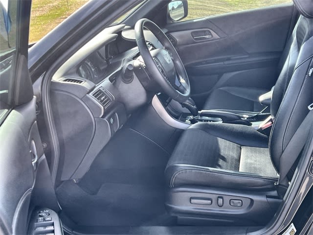 Thumbnail: 2016 Honda Accord - 11