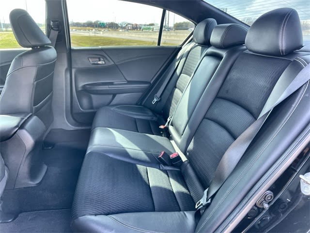 Thumbnail: 2016 Honda Accord - 13