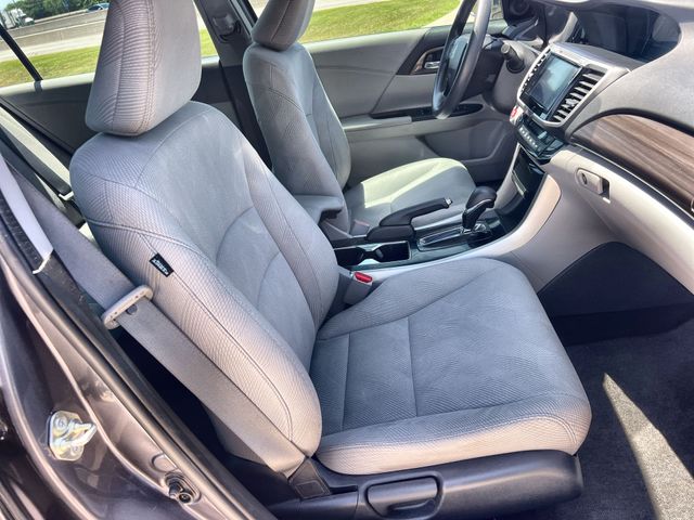 Thumbnail: 2017 Honda Accord - 12
