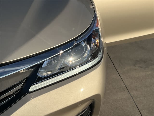 Thumbnail: 2017 Honda Accord - 24