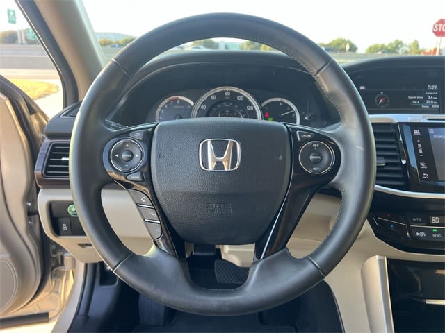 Thumbnail: 2017 Honda Accord - 14