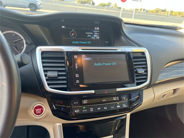 Thumbnail: 2017 Honda Accord - 15