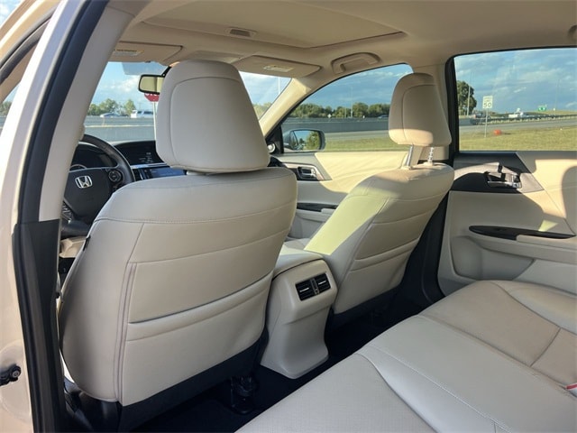 Thumbnail: 2017 Honda Accord - 13