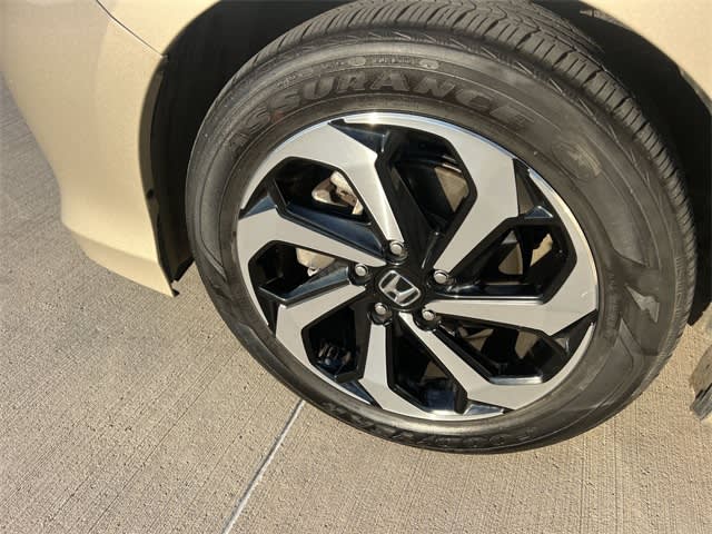 Thumbnail: 2017 Honda Accord - 8