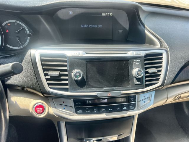 Thumbnail: 2015 Honda Accord - 15