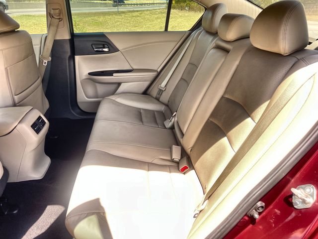 Thumbnail: 2015 Honda Accord - 13