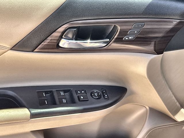 Thumbnail: 2016 Honda Accord - 30