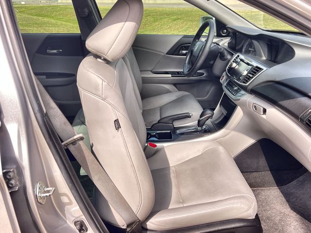 Thumbnail: 2015 Honda Accord - 12